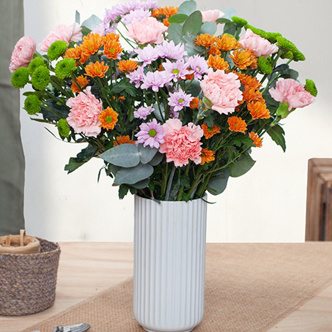 Champêtre — bouquet d'été dahlias, scabieuse, ammi majus, achillée