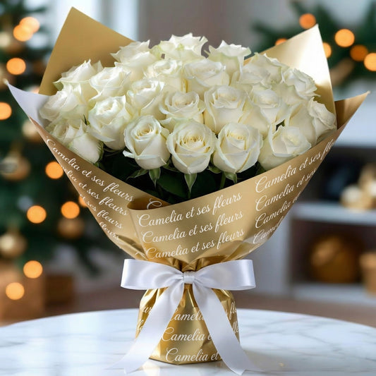 L'élégance absolue des roses blanches

Découvrez Pureté de Noël, un bouquet spectaculaire composé exclusivement de roses blanches premium, symbole d'élégance intemporelle et de raffinement absolu.

Composition exclusive :
Roses blanches premium : sélectionnées avec soin pour leur qualité exceptionnelle et leur fraîcheur
Bouquet généreux : une composition volumineuse qui ne passe pas inaperçue
Pétales parfaits : chaque rose est choisie pour sa beauté immaculée
Feuillage vert : sublimant la pureté des roses b